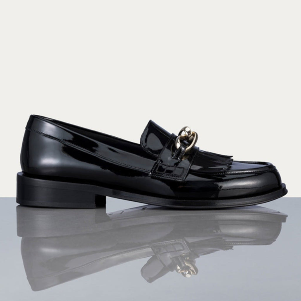 Le Ayana Frill Loafer